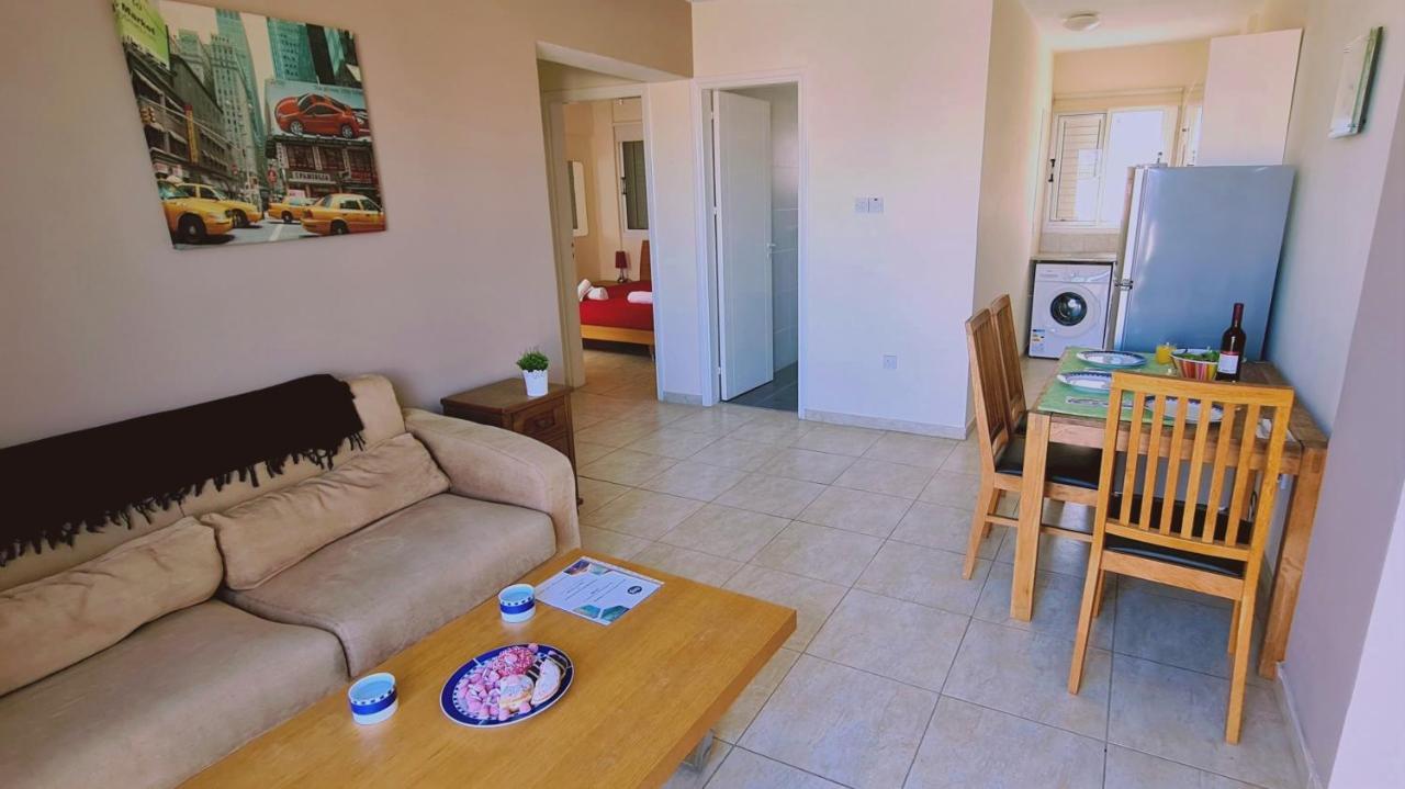 Stay Sunshine Apartment Paralimni Ngoại thất bức ảnh
