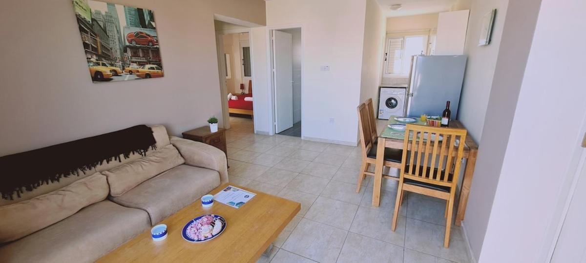 Stay Sunshine Apartment Paralimni Ngoại thất bức ảnh