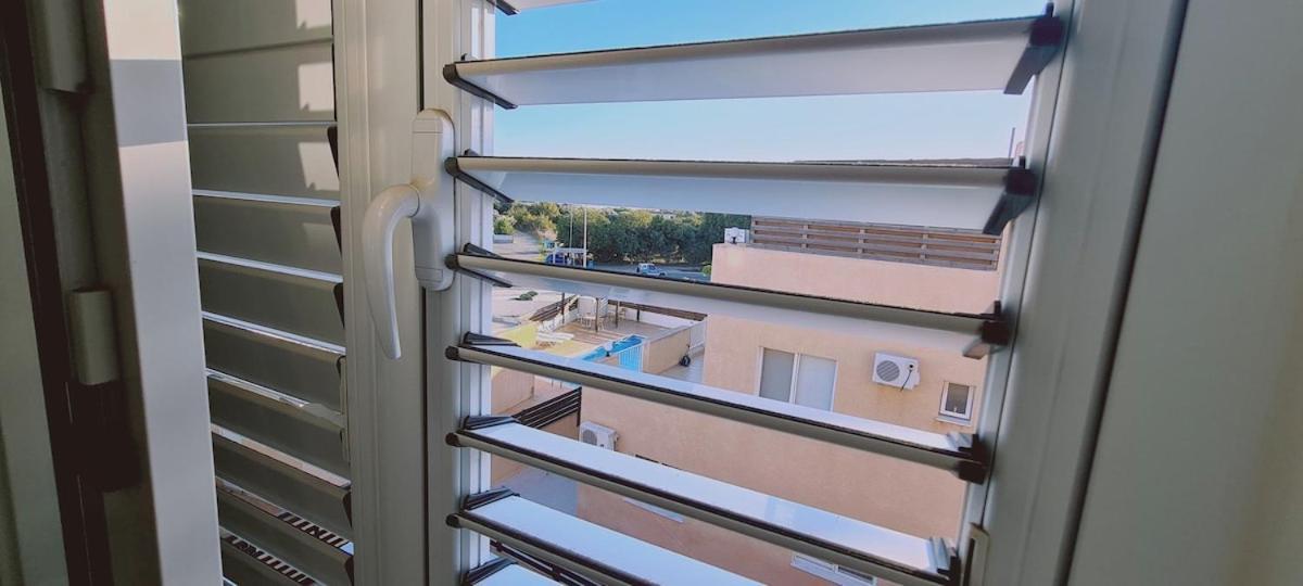 Stay Sunshine Apartment Paralimni Ngoại thất bức ảnh